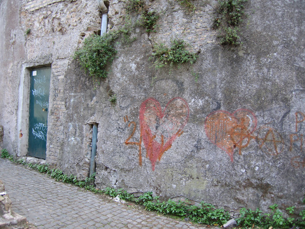 RomeGraffiti.jpg